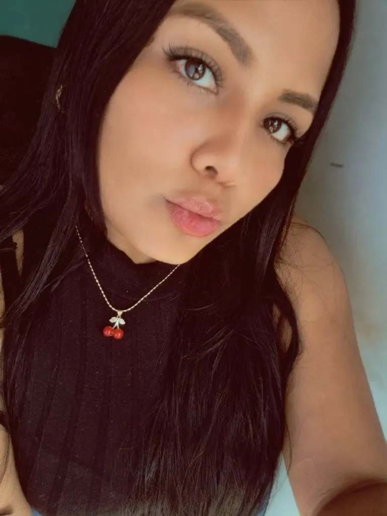 q4YubMxMxxaWILAk_1000138980.webp