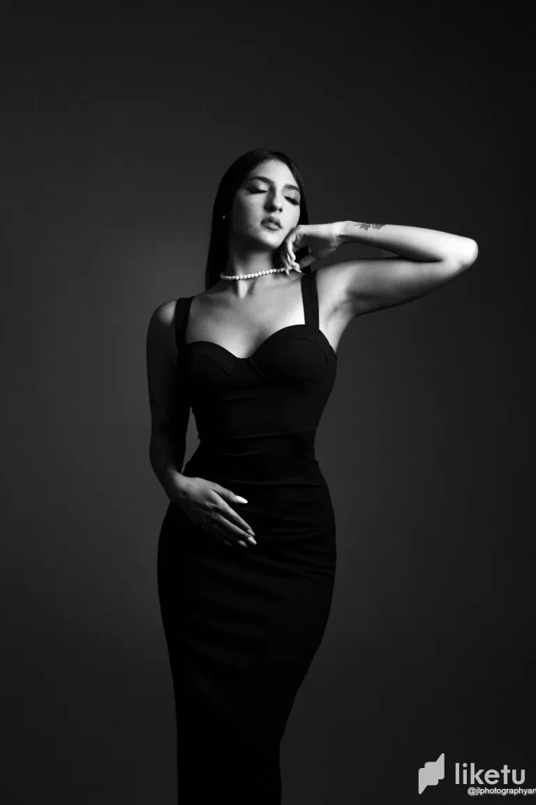 8gv503xvgw8Si1nA_Sofia_Diaz__14.webp