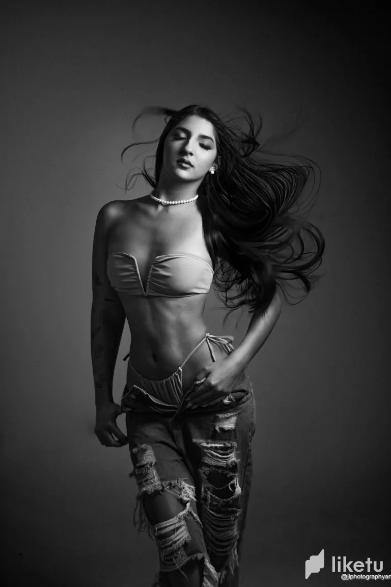 GpcHWQqn1y7OifYt_Sofia_Diaz__46.webp