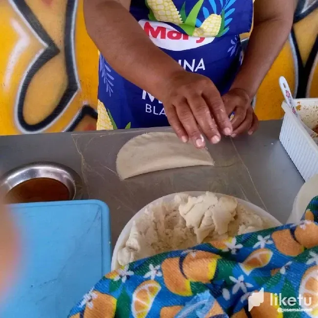 Cxb2fgWx58hfoELa_Empanada_5.webp