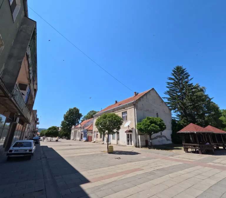 X4GHjm4vEKbllmmI_GOPR1262.webp
