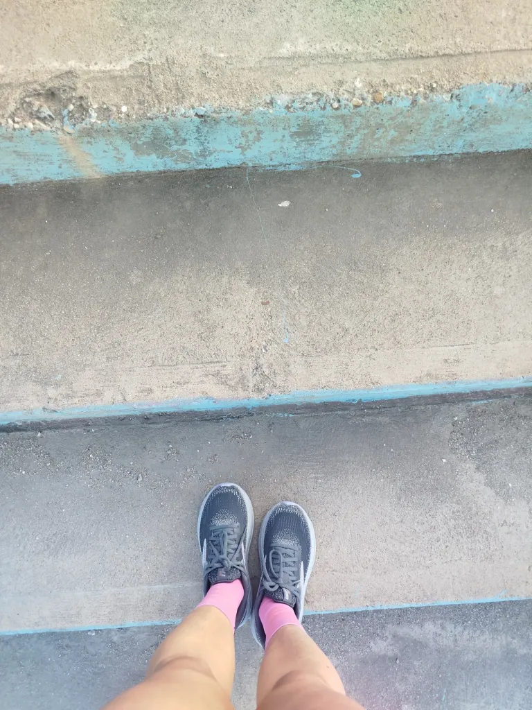 V0WnEBIKevIv9EBg_1000685998.webp