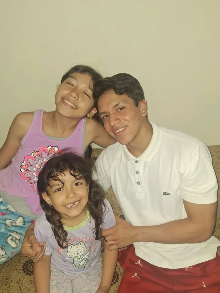 So0a2cmhtccVAmZR_20250528_201822.webp