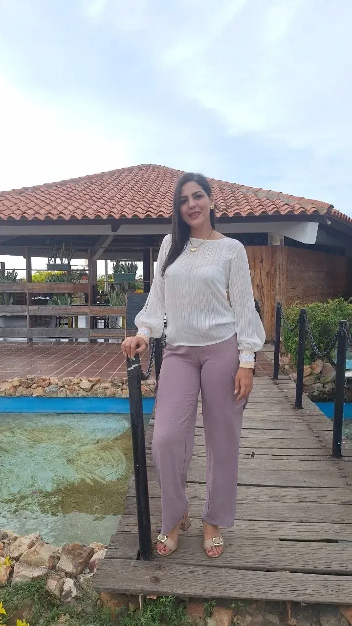 eYBigUBFk6N7Uq6J_1000839776.webp