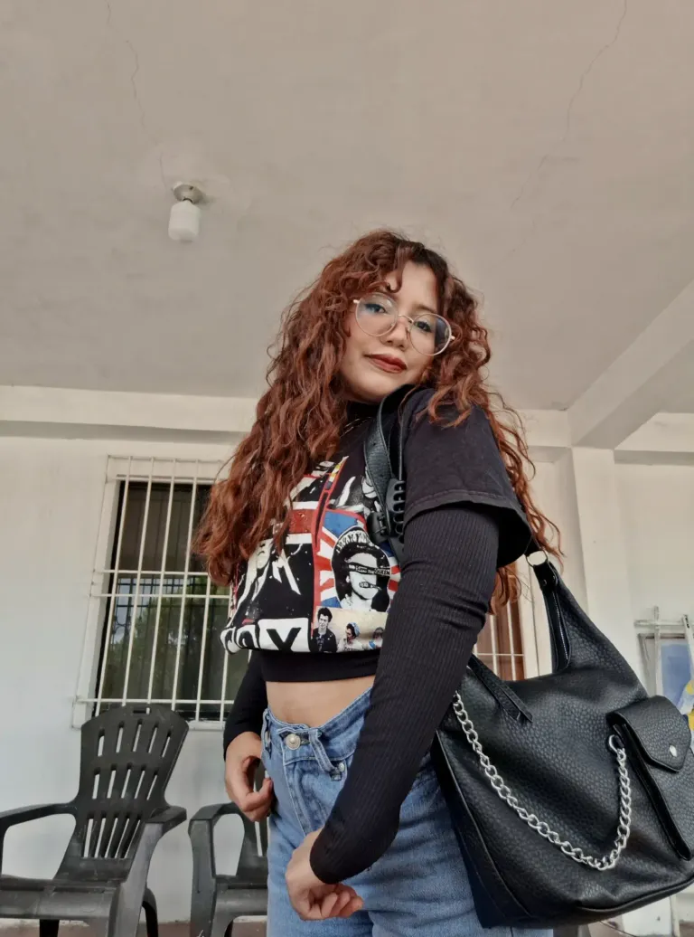 D7KAt5ReRKpaACJk_1000750391.webp