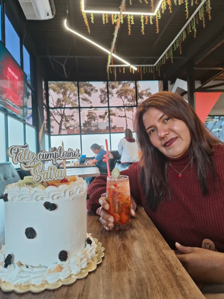 LdV6YcshNgZk1yI0_1000182958.webp