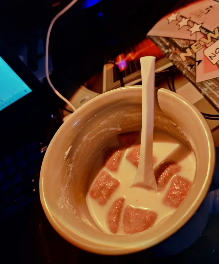 MtTtSvTMUAXiU4VR_1000702284.webp