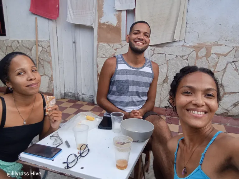 fSe0TPhQDtgr9mle_1000109326.webp