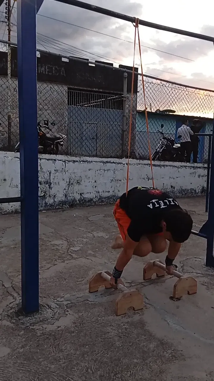 mHzhl4Am18p0AUzV_2025-08-13_15-48-49.webp