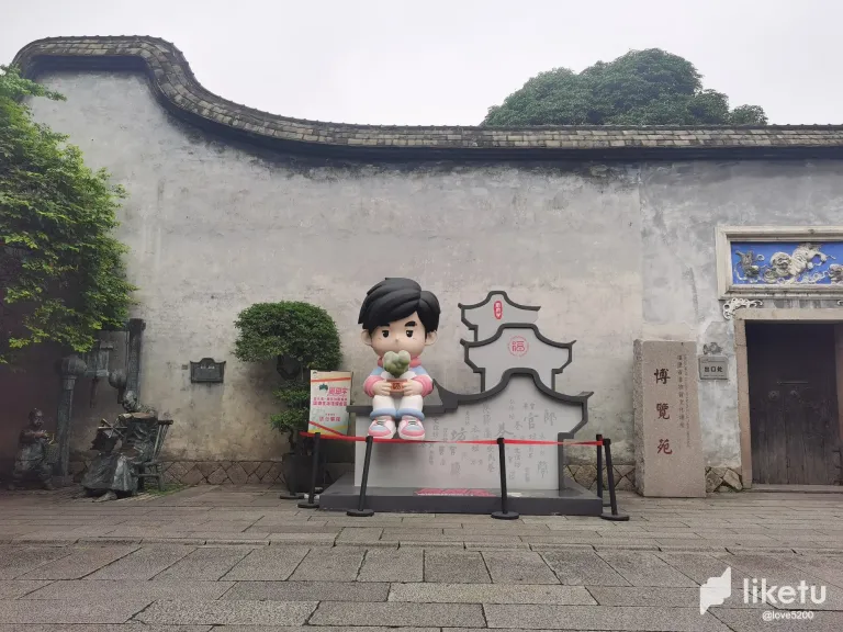 1H9sEAE9lsrBdl9v_55.webp
