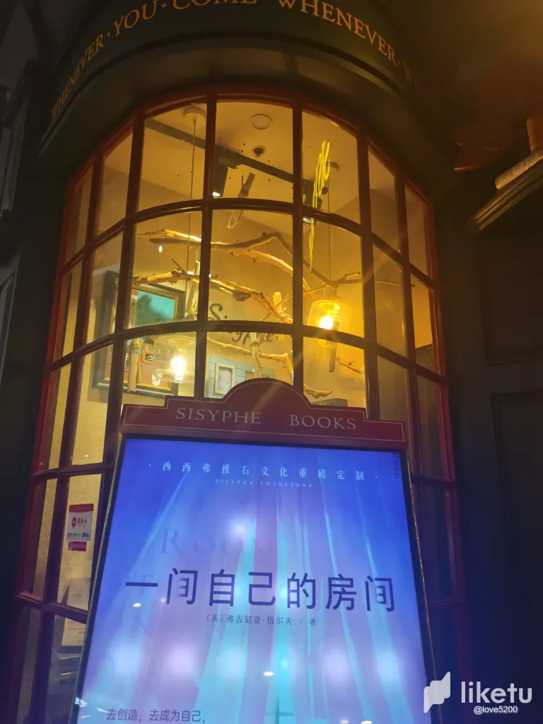 qNUBgnQKEzJQpLcJ_222.webp