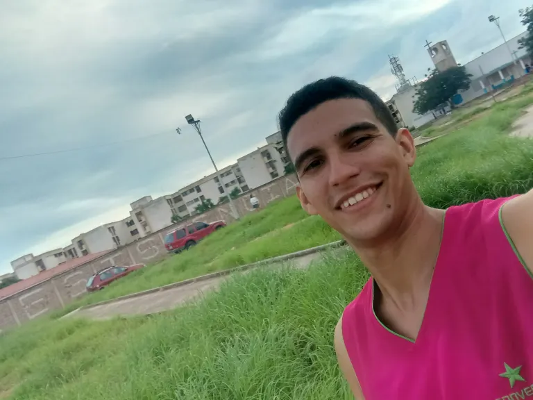 o7PzSC53EUekOcEp_1000391079.webp