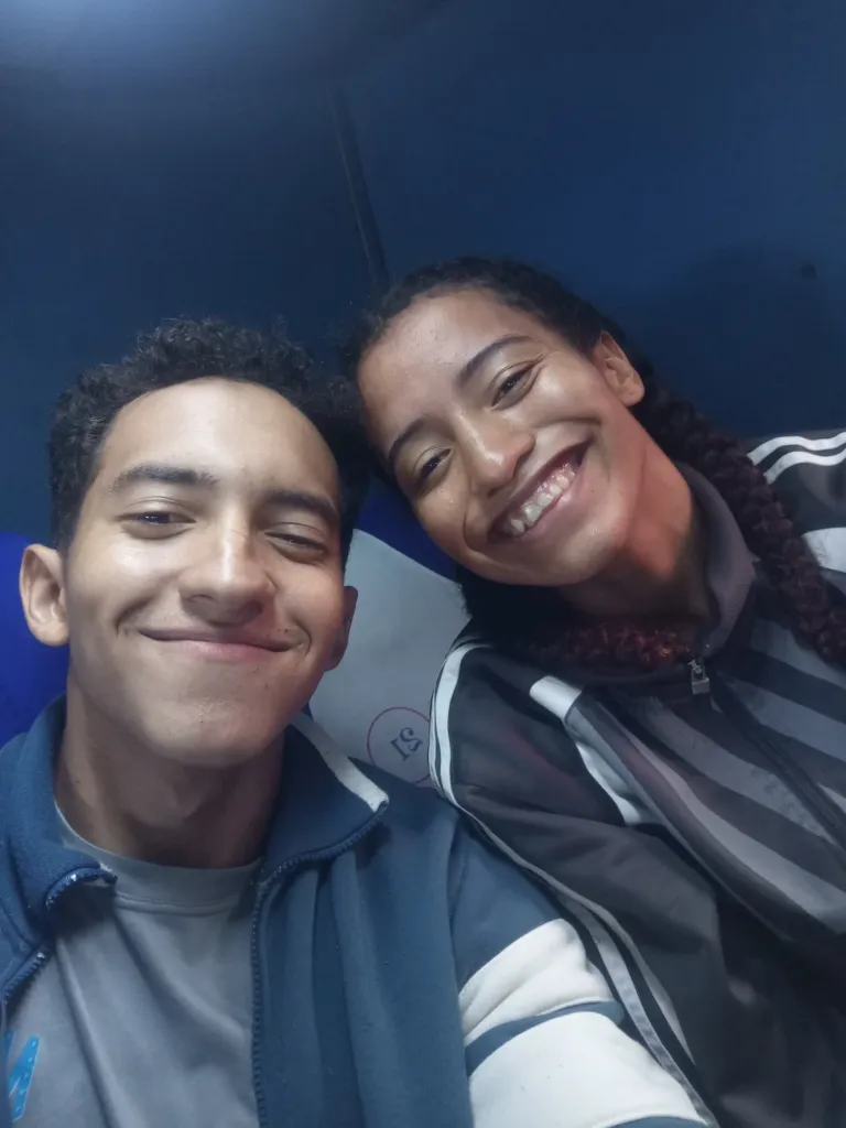 6cWISAtKCYCQZoFn_1000228031.webp