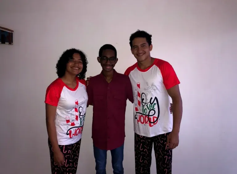 UxxCp7MKNqKLOMV4_1000449257.webp