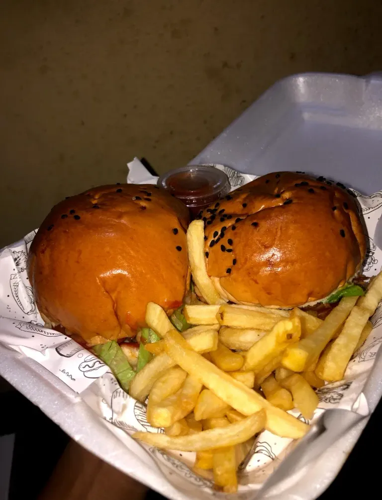 ZRFCbW8b5uL5oTPr_1000481550.webp
