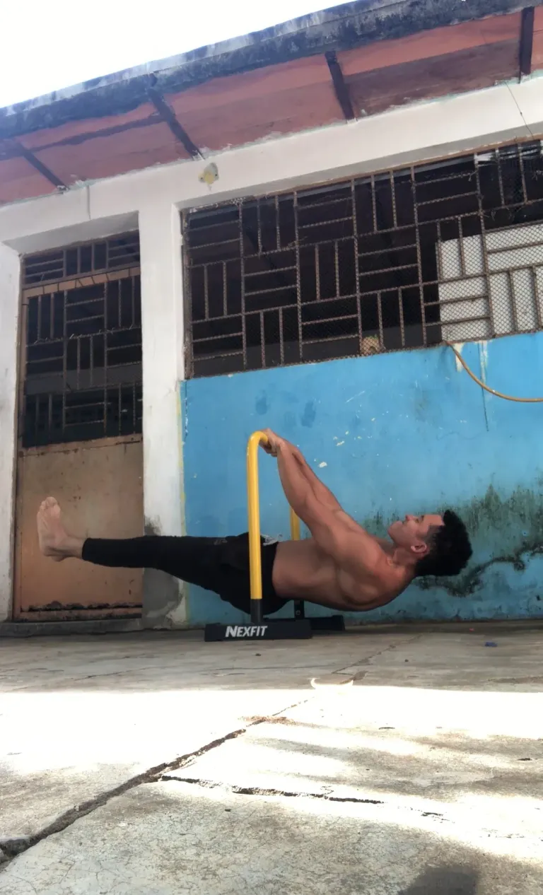 o4kMkFhxbXqsdExU_1000551440.webp