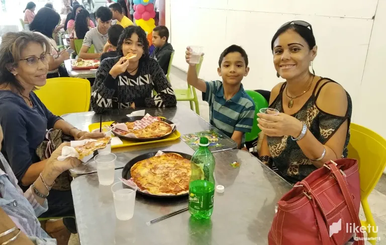 HYaoPiidEjj3qDJT_pizza_5.webp