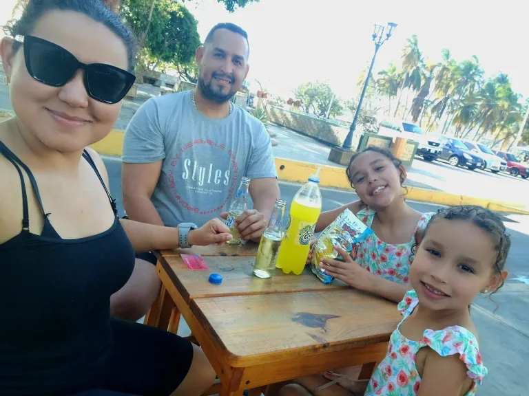 J8P4SpykRRffNKFV_20250409_163609.webp