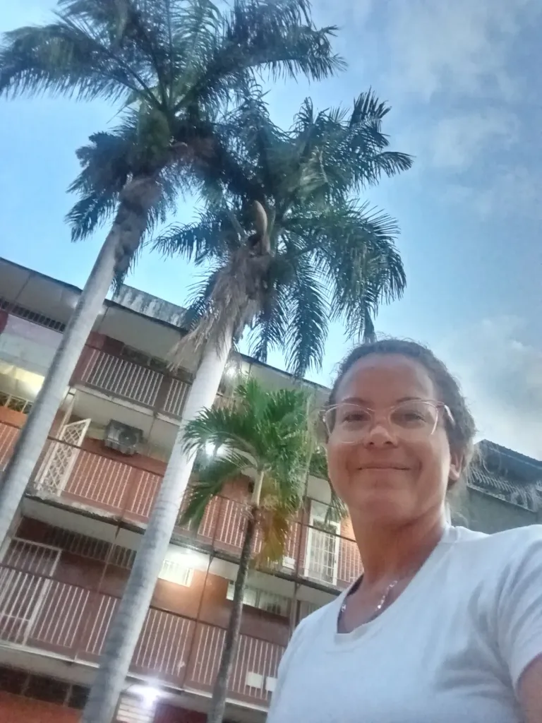 ItkxdTHvexUCHThD_1000149021.webp