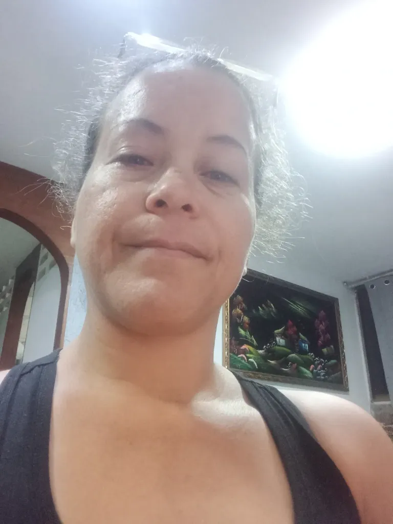 YXgOmtVJJGzjoGAT_1000315795.webp