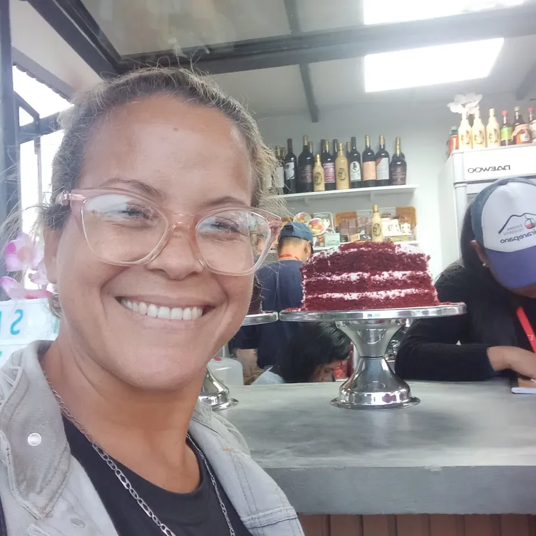 vU71mO7Wg1UogDk2_1000020776.webp