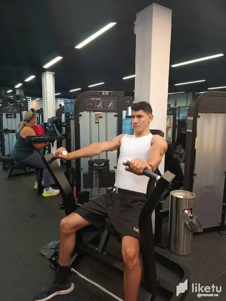 2yn0vqkRYXDbJoGV_WhatsApp_Image_2025-05-07_at_6.56.35_PM_2.webp