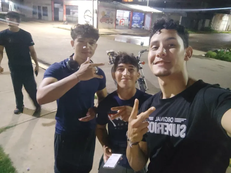 fWIk7i5eh33cle3z_1001810428.webp