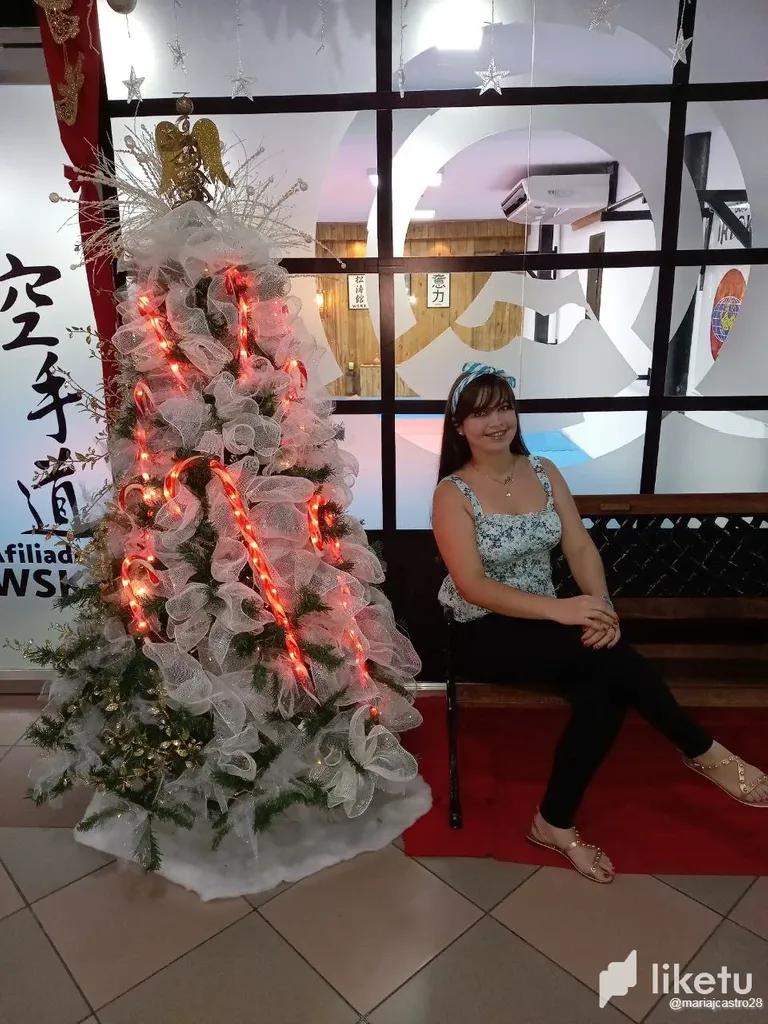 clbvaqrpk003057szfujh9037_5.webp