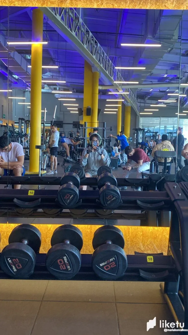 0CA9MgifIaE6hUoP_image00079.webp