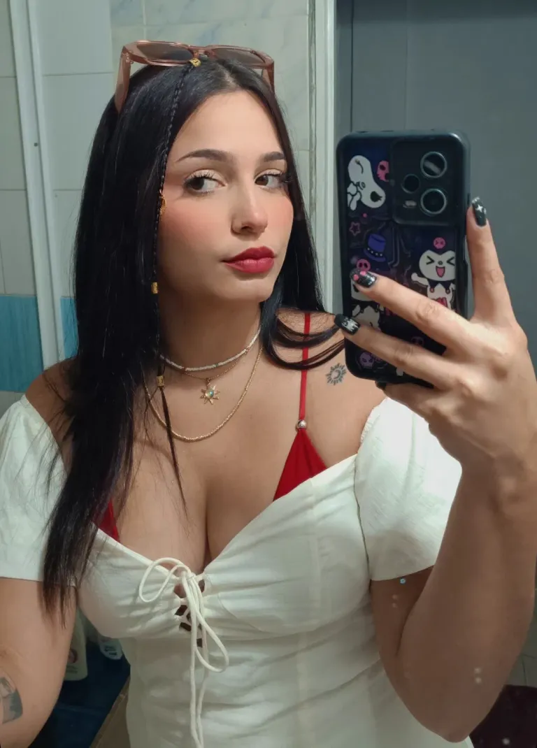 DbOPjlXeAozbExfy_1000404252.webp