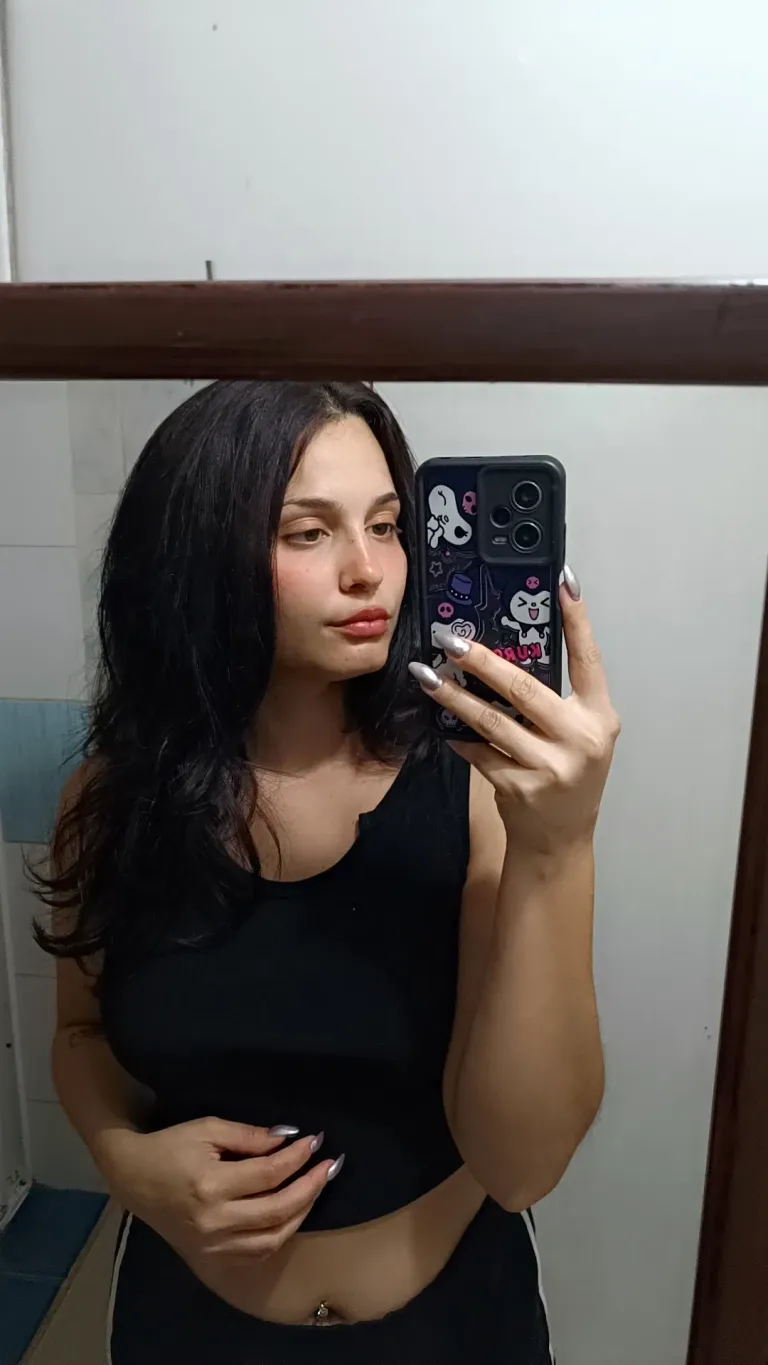 cIUZIRVMJcGDKUM2_1000384645.webp