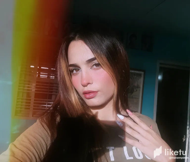 clkfrdipi001p4isz5tirfg9e_AirBrush_20230723135750.webp