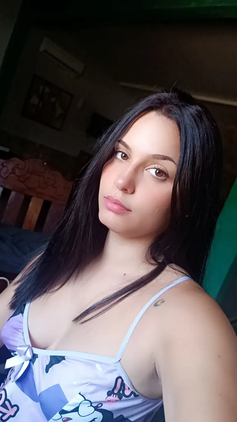 dBBNzWTM0yWMAMUq_1000352720.webp