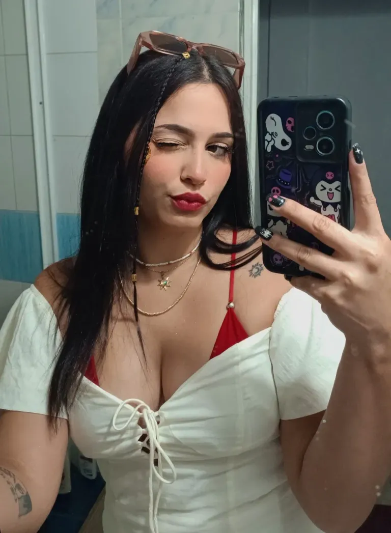 jHTM7ayONZLg1QcS_1000404251.webp