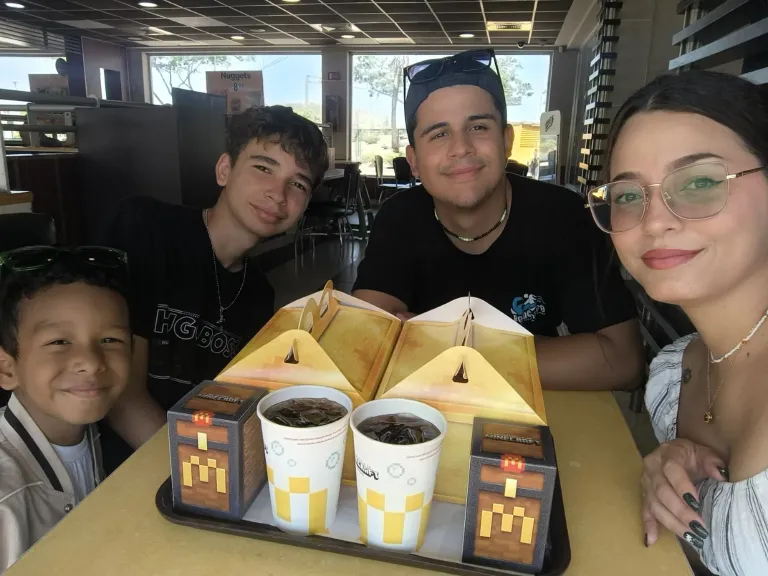oa0X0RIgxcJBwiiQ_1000400730.webp