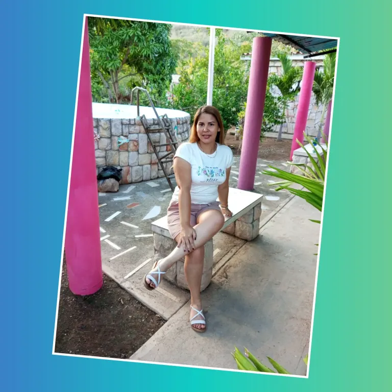 Um5AEZw0crbVC09L_GridArt_20250103_122929790.webp