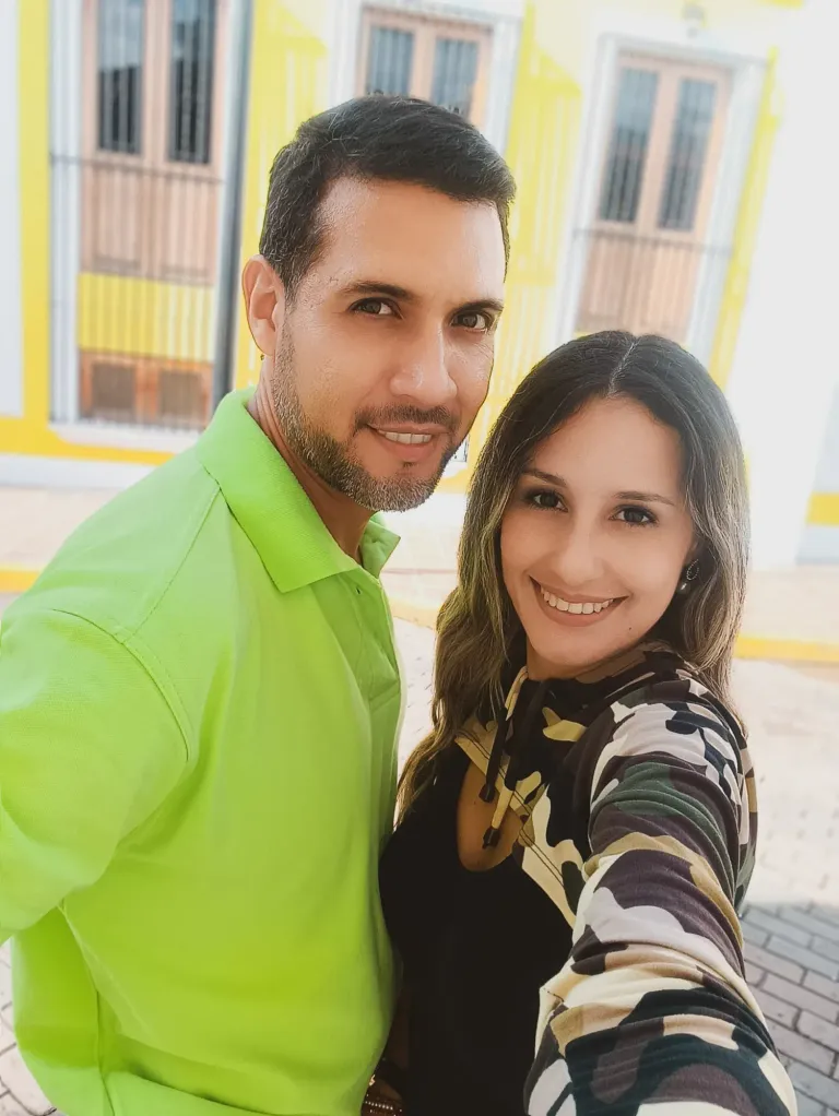 45AOacqim1uXNyLJ_Picsart_24-09-02_23-30-33-064.webp