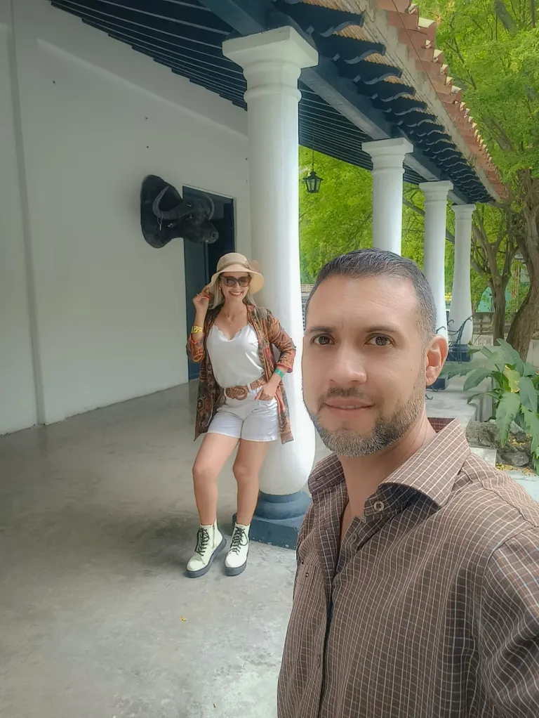 ycKLtgStQUUrvaPL_Picsart_25-01-23_19-22-49-670.webp
