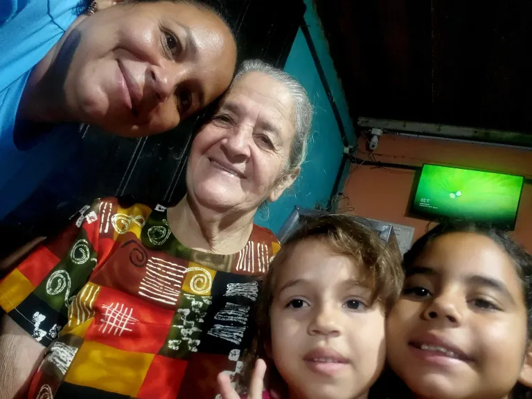 5szKNn7L1VBfFJba_20250803_192052.webp