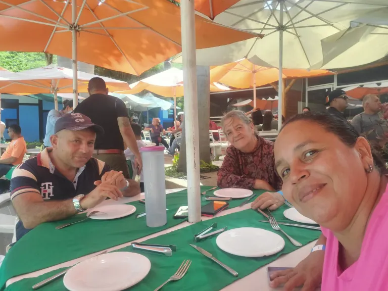 CAveAAdgVOXCOgbh_20250504_144331.webp