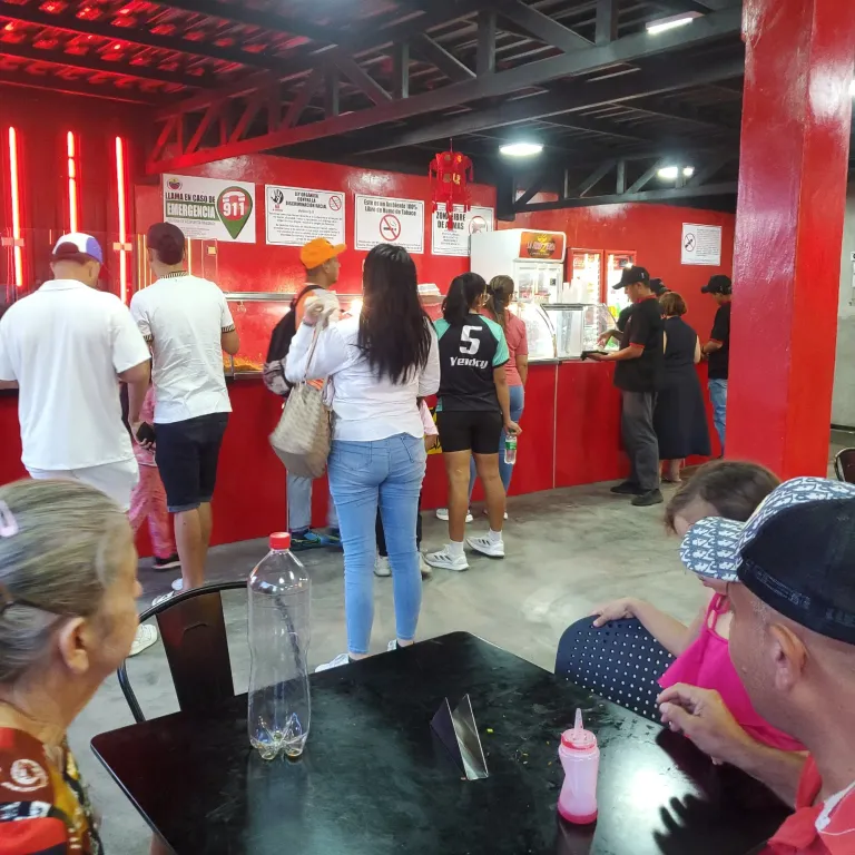 G8Kck6JuUxgREgVZ_20250803_185246.webp