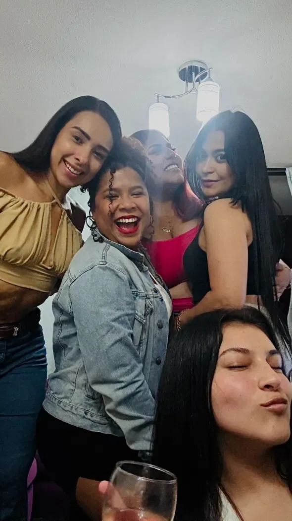 Hqlwnc6nWbO81n6p_3441D9D7-EDDA-47DE-8C7D-68164B55A69A.png