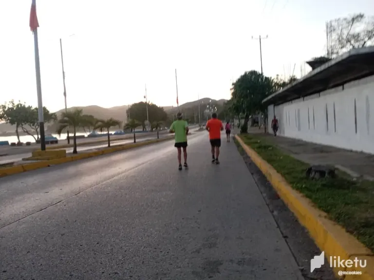 8LPCRCMQWfmvDvG0_27048.webp