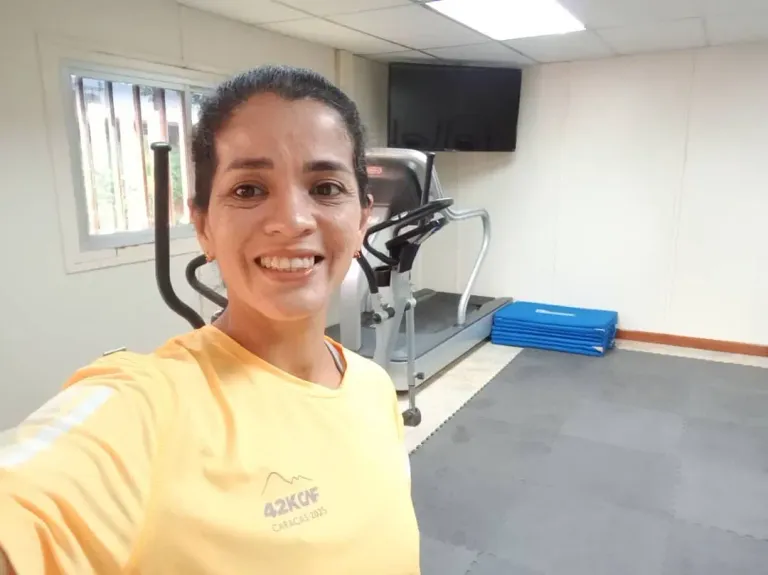 C4ZxmrQ6sLKx0fpr_29056.webp