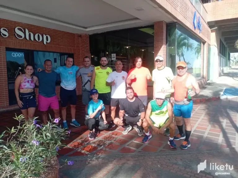 VJED4HUnBFW674jo_2704.webp