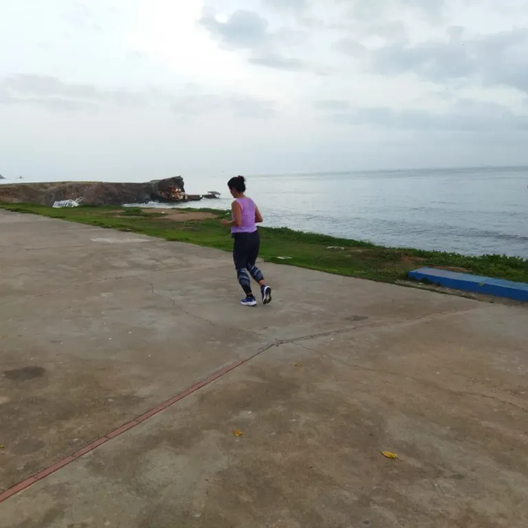 k6WLG6OmhI93EoyP_28056.webp
