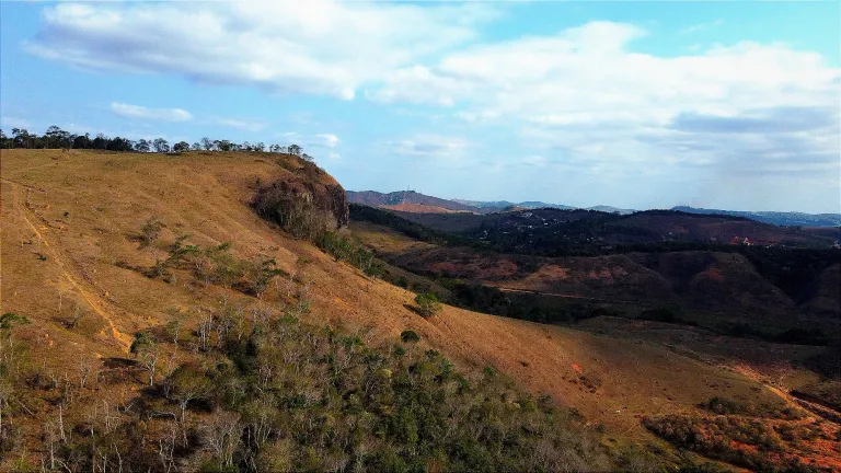 Tupinambás Hill