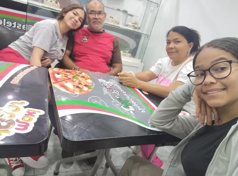 24FTVgWWPkD5fef6_1000683265.webp