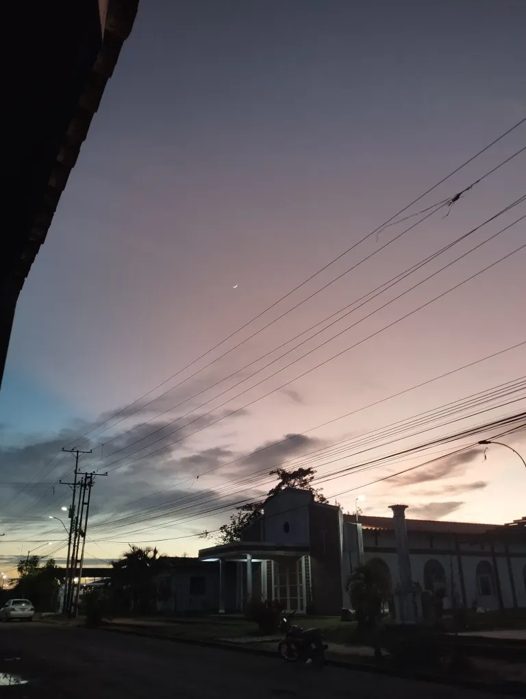 wReuGrjRmAANj5jk_1000912357.jpg