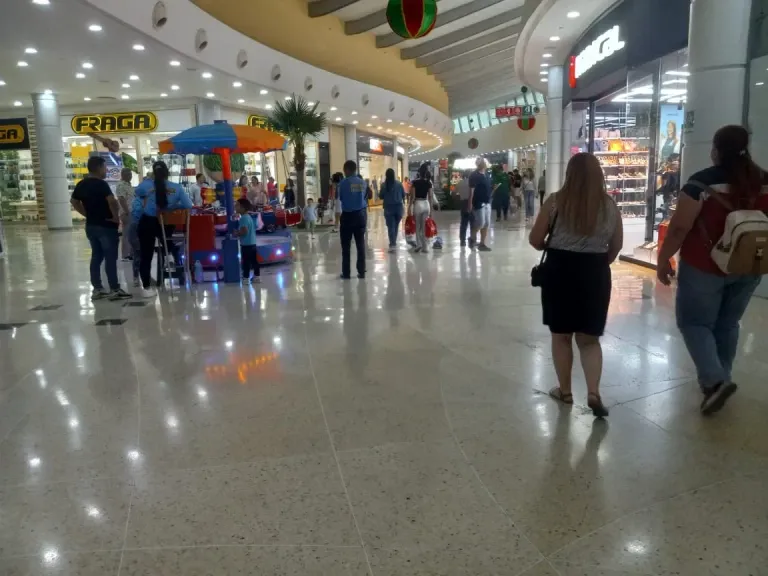 AWdaLAmwXXAxogFF_16.webp